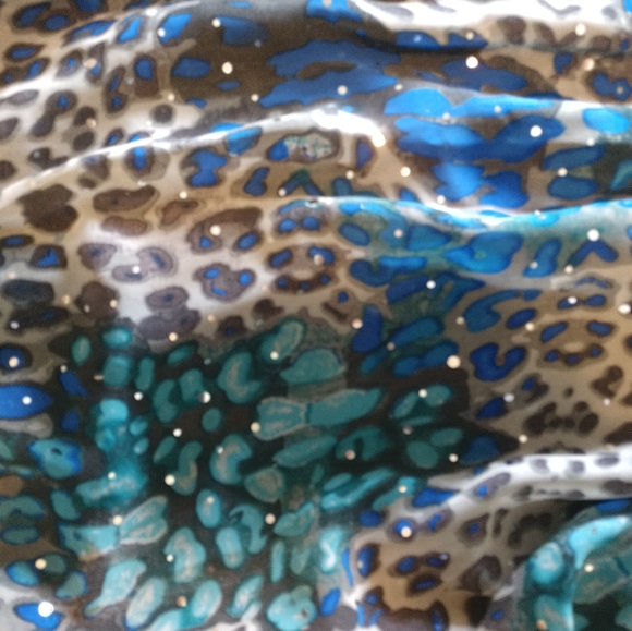 Multicolored top with sequins - Picture 2 of 2